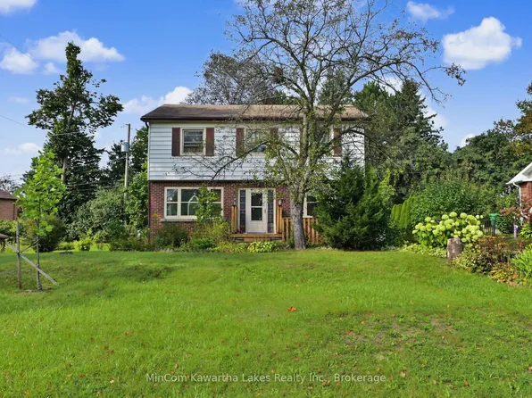 71 Greenhill Dr, Peterborough, ON K9J 6E2