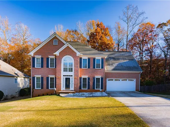 1905 Eagle Valley Ct, Lawrenceville, GA 30043