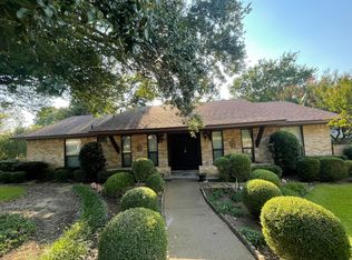 7421 Indian Ridge Trl, Dallas, TX 75232