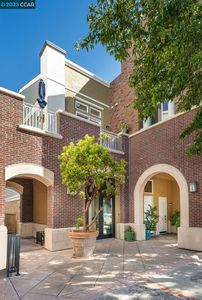 296 1st St, Benicia, CA, 94510