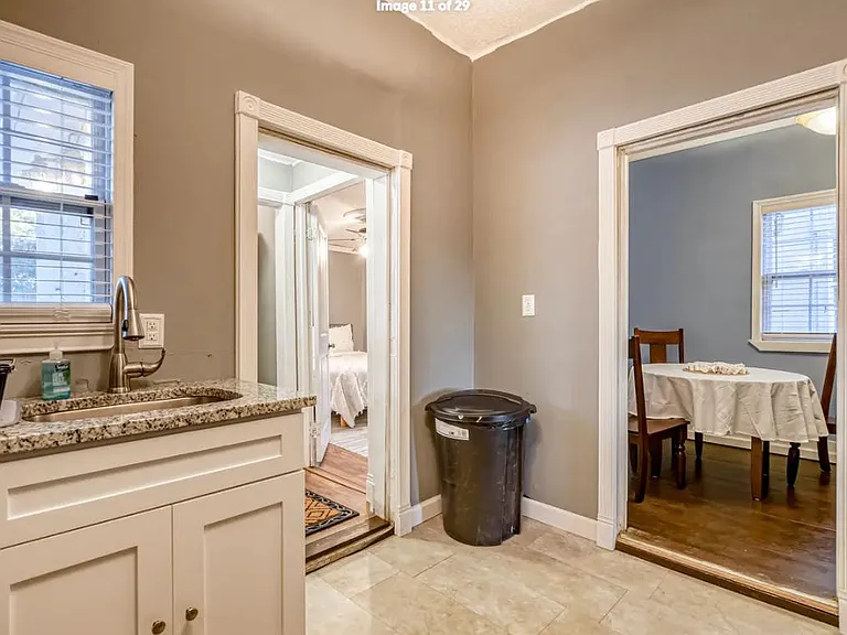 512 Nicoll St — Photo 7
