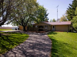 12166 Cunningham Rd, Winnebago, IL 61088
