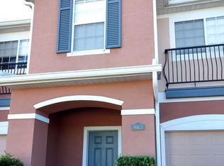 917 Pine Pointe Ln, Orlando, FL 32828