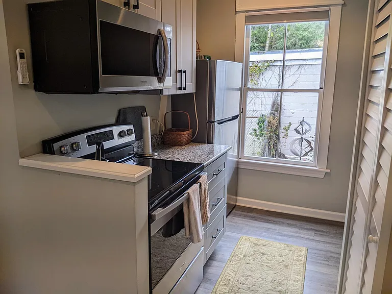 1215 Prince St #1 — Photo 5