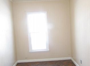 323 Elm St, Sterling, CO 80751