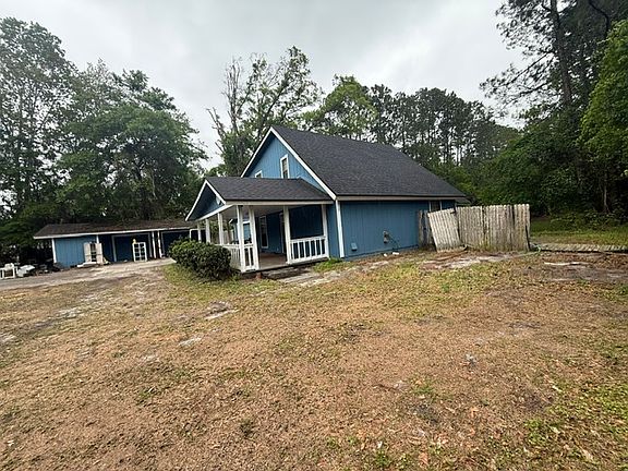 2nd image of 302 Bernard Rd