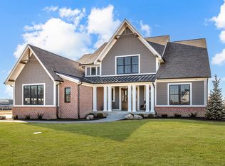 8079 Abington Ct, Zionsville, IN