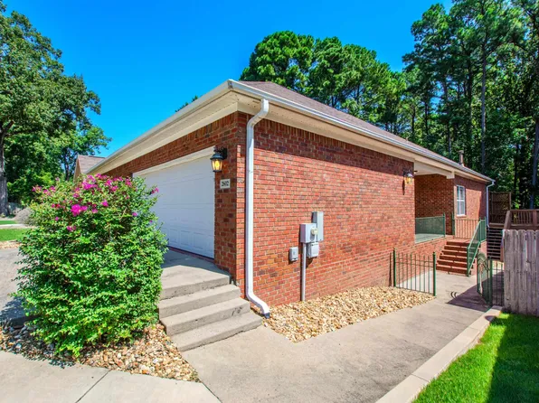 2602 Laurel, Benton, AR 72015