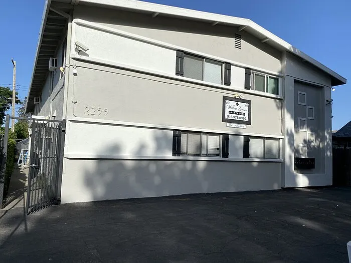 2299 Grove Ave #1