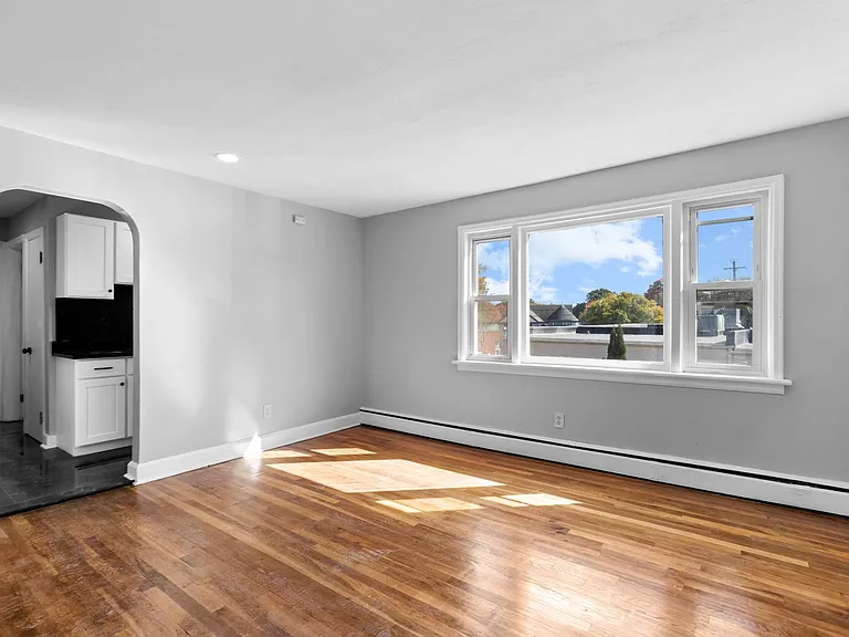 26 Golden Hill St — Photo 1