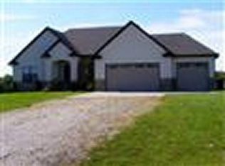 25080 Arthur Ln, Sedalia, MO 65301