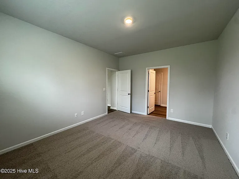 2084 Willowleaf Dr — Photo 17