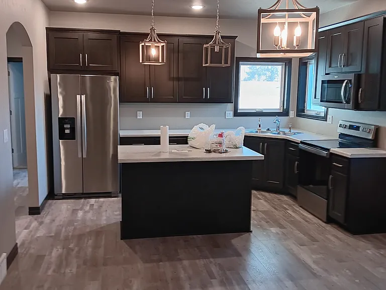 1227 S Greenwood Ave — Photo 2