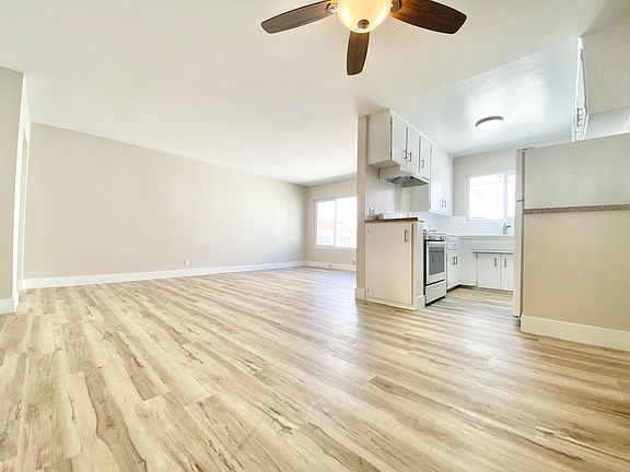 2nd image of 1037 S Shenandoah St #7A