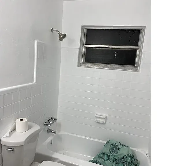 2901 NW 50th St — Photo 13