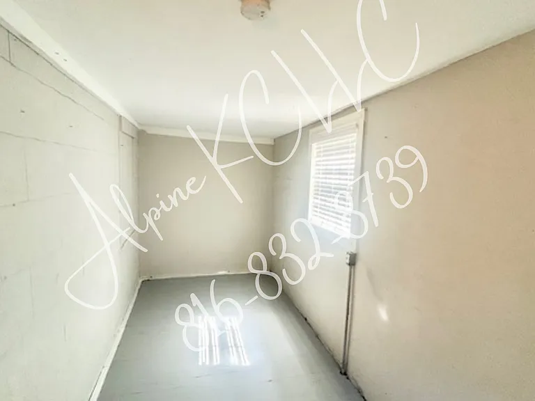 1419 N Lynn St — Photo 2