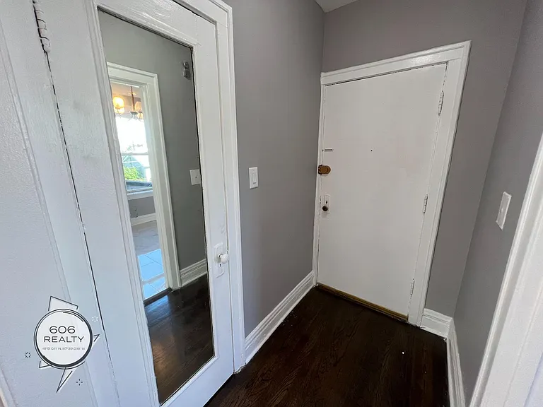 4666 N Spaulding Ave #3F — Photo 8