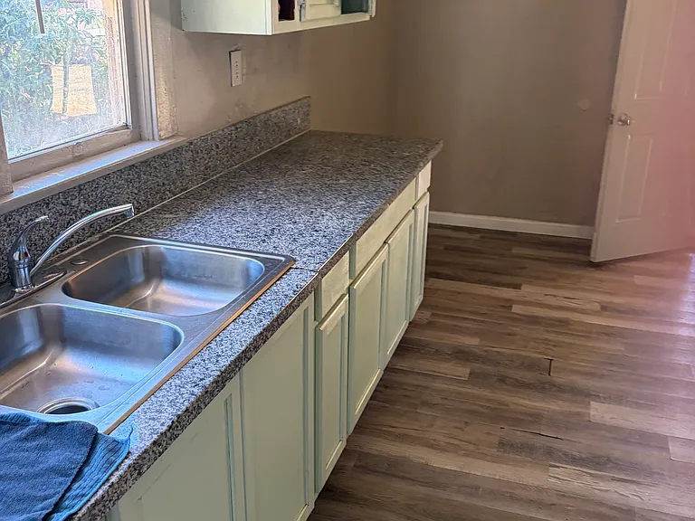507 Lincoln St #B — Photo 8