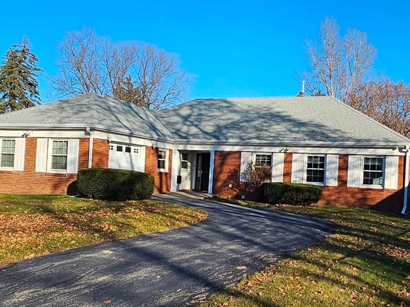 324 S Polk St, Lancaster, WI 53813