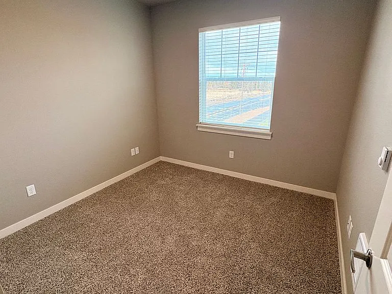 Introducing Dry Canyon Redmond's newest Luxury Apartments — Photo 115