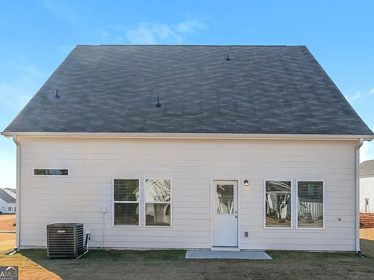 317 Limestone Cir — Photo 17