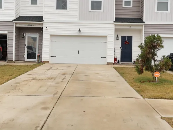 1862 Gabriel Ln, Sumter, SC 29150
