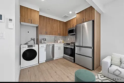 840 New York Ave #4R Photo 1