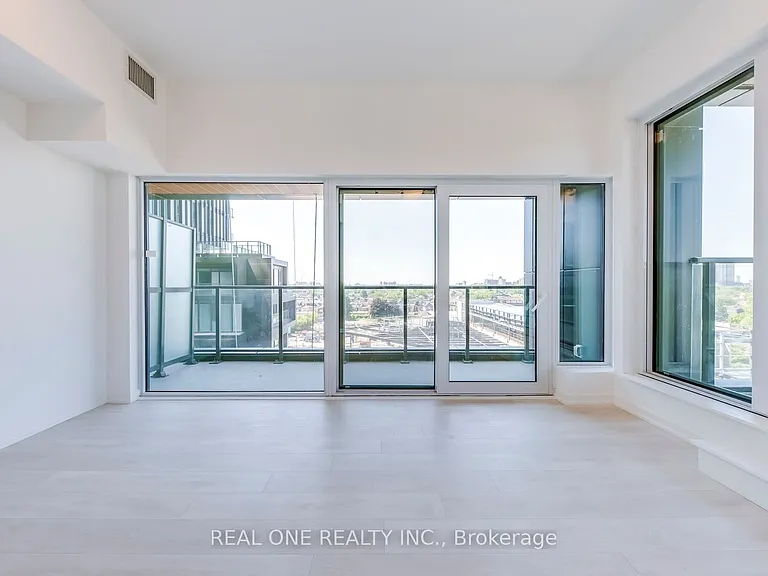 1285 Dupont St #603 — Photo 6