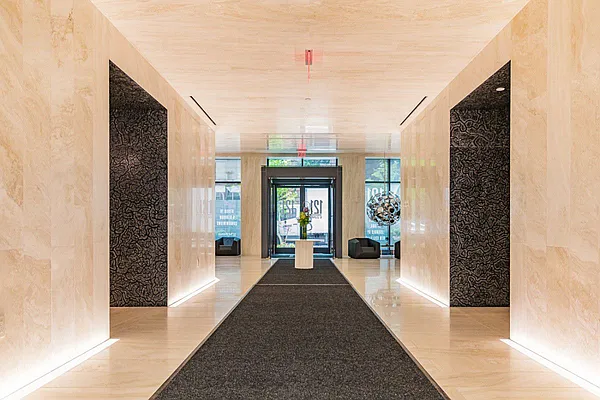 Rented by Level Group | media 25