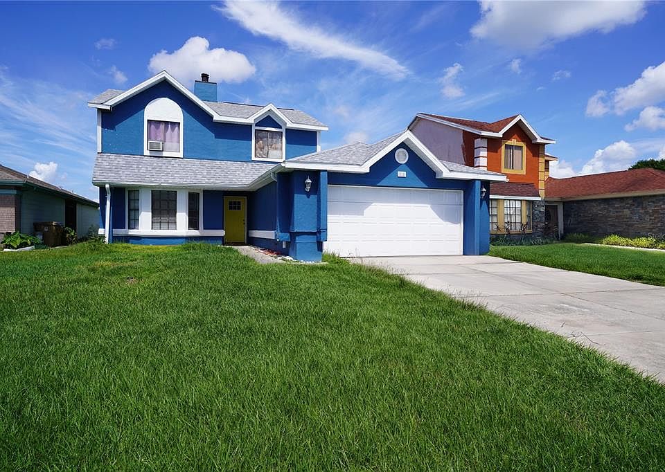 1st image of 215 N LAKE COURT