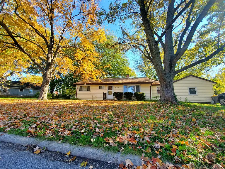 2208 Carlisle Rd — Photo 1