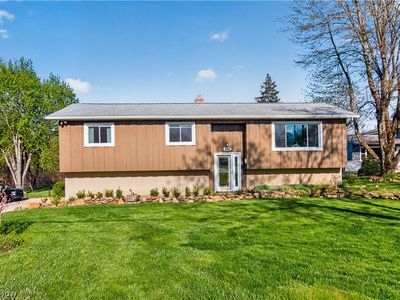 889 Pennys Dr, Brunswick, OH, 44212