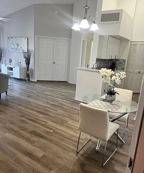 Ocean Reef at Seawalk Pointe Apartments — Photo 18