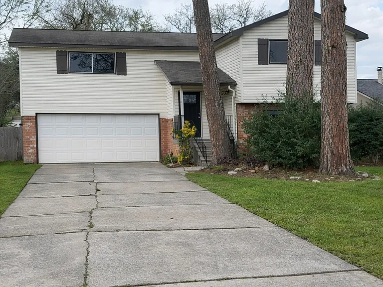 Marble Falls Dr — Photo 1