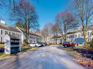 55 West St APT 7, Medfield, MA 02052