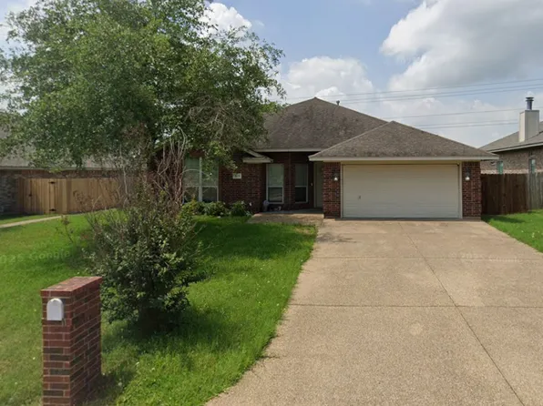 3724 Dove Hollow Ln, College Station, TX 77845