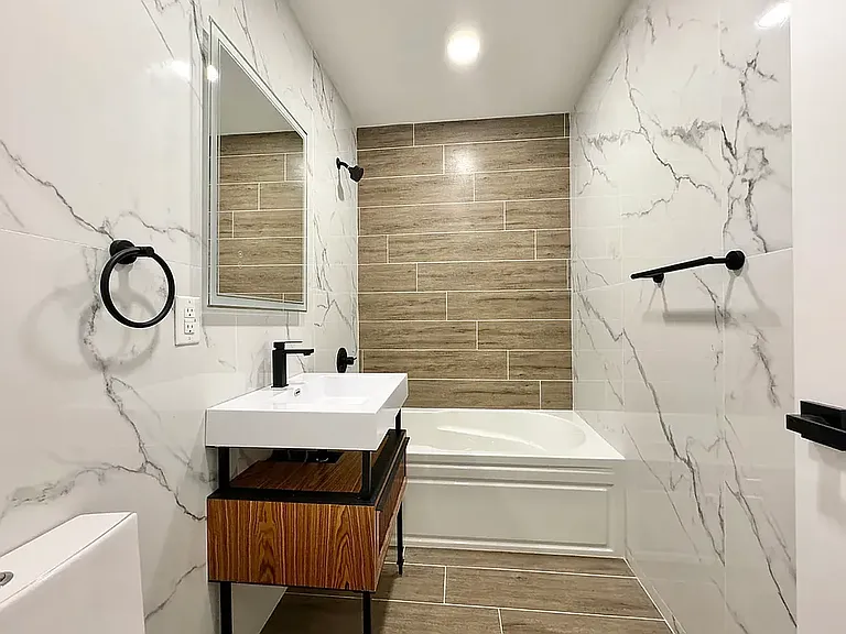 223 S 4th St #4A — Photo 11
