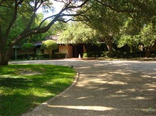 823 Colonial Dr, Tyler, TX 75701