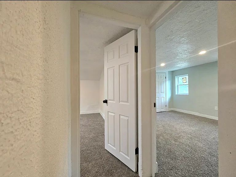 214 Catherine Ave — Photo 17
