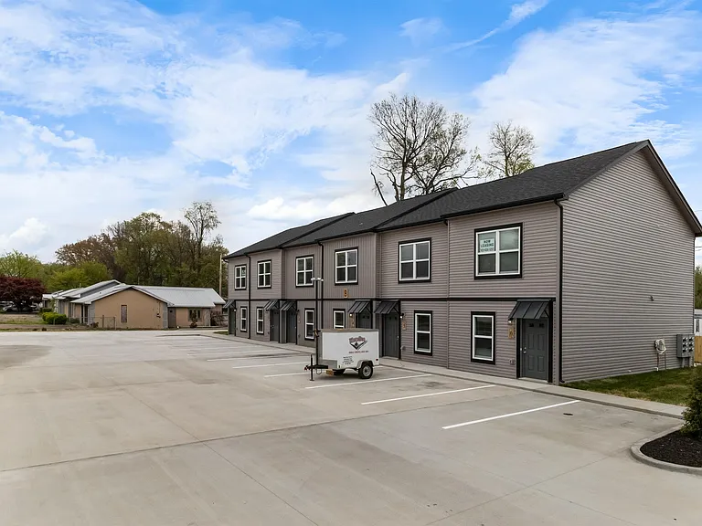 202 Burch Rd #B — Photo 16