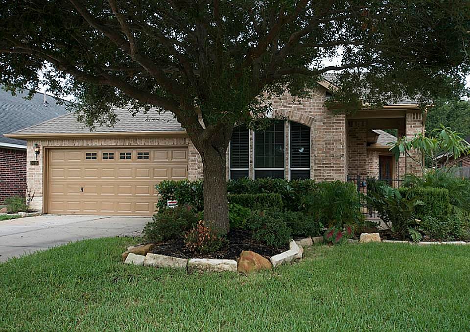 1st image of 3015 Willow Fork Dr