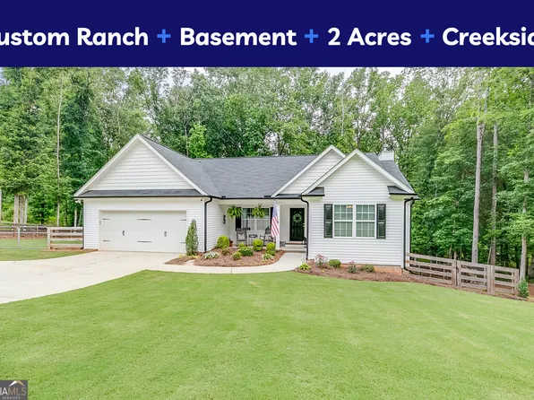 372 Mountain Creek Dr, Maysville, GA 30558