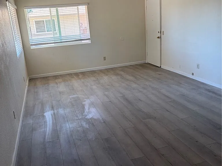 1209 Oxford Dr #C — Photo 12