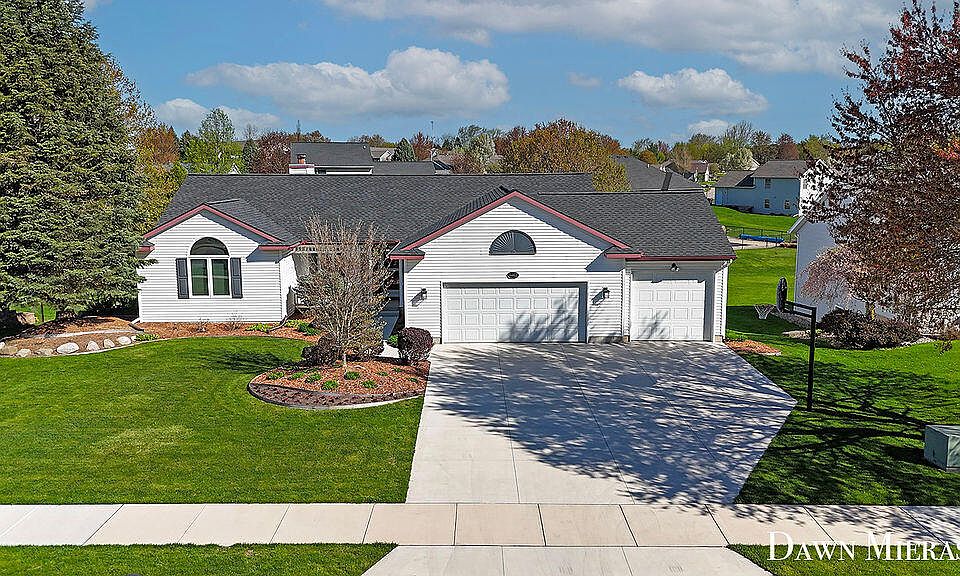 1st image of 4463 Creek View Dr