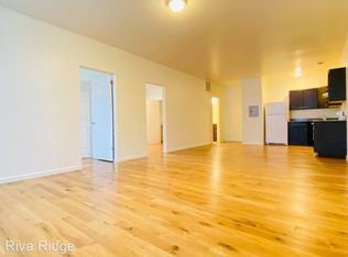 403 Mill St APT 3, Coraopolis, PA 15108