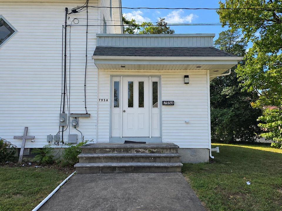 1st image of 795A Harmony Rd #A