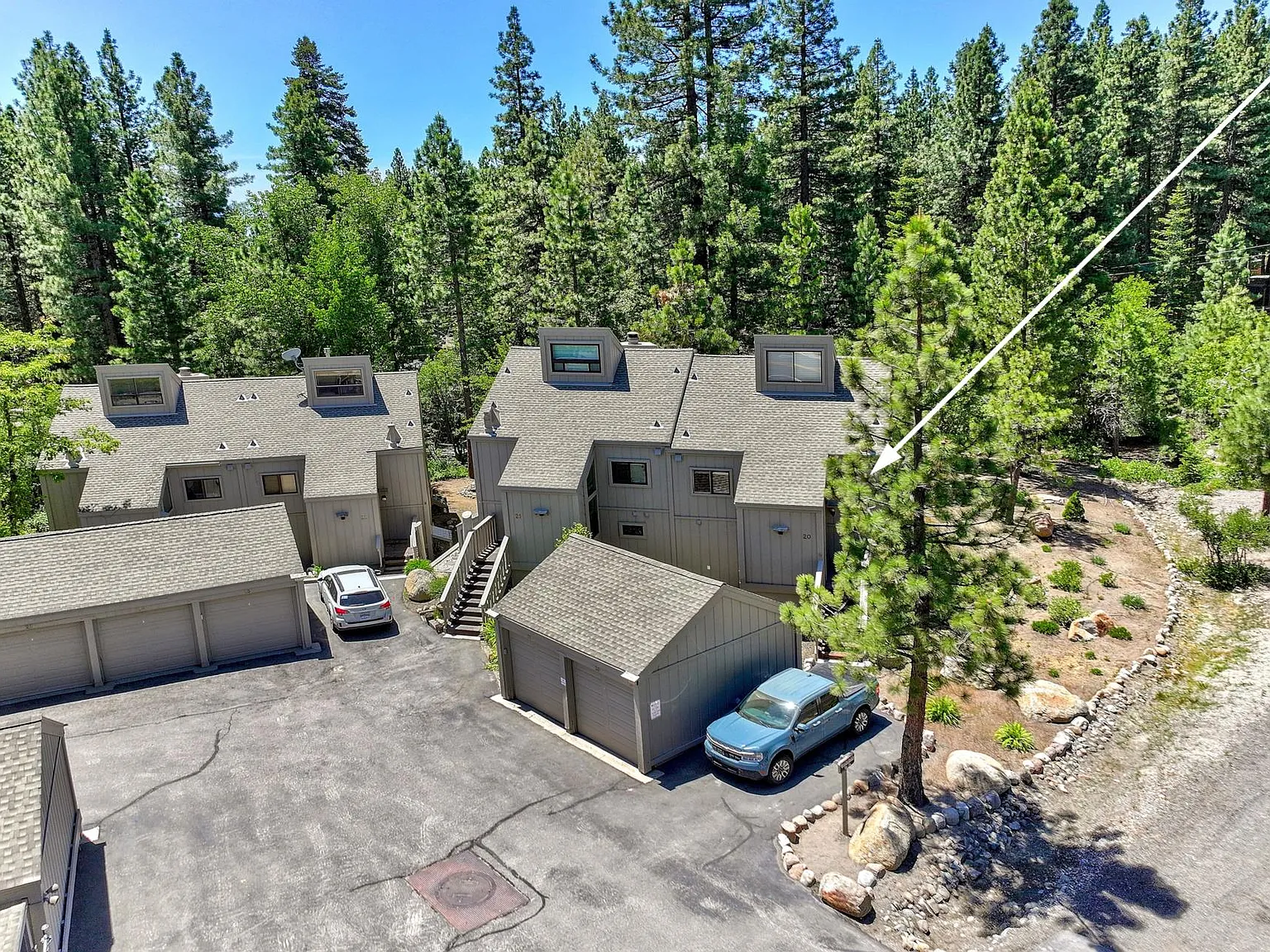 2 bed, 1672 sqft, $3,600 — Photo 3
