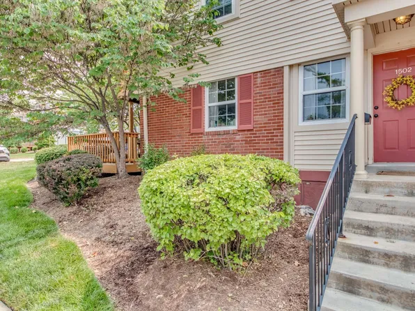 1502 Oriole Ln, Saint Louis, MO 63144