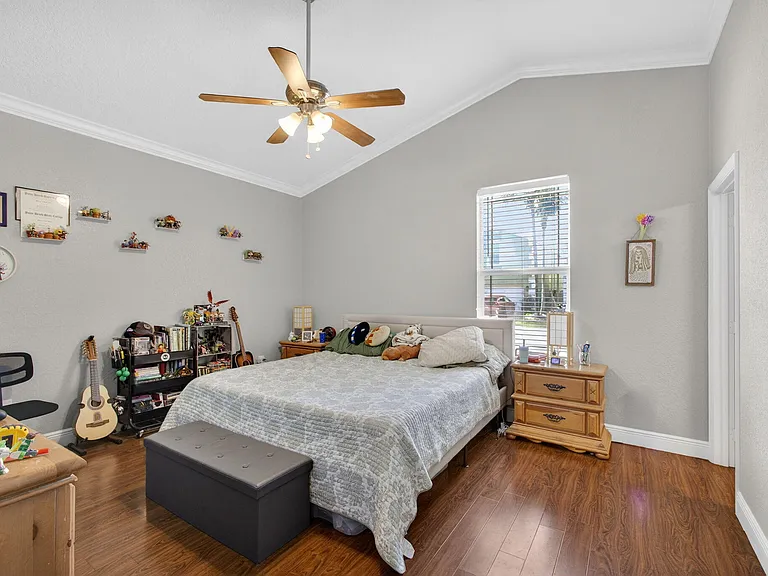 3125 Shelby Way — Photo 13