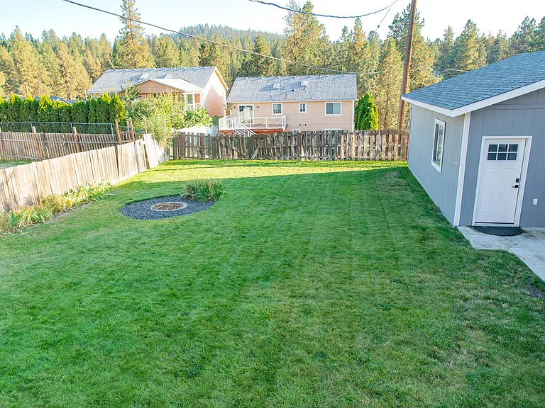 6204 E 10th Ave — Photo 10